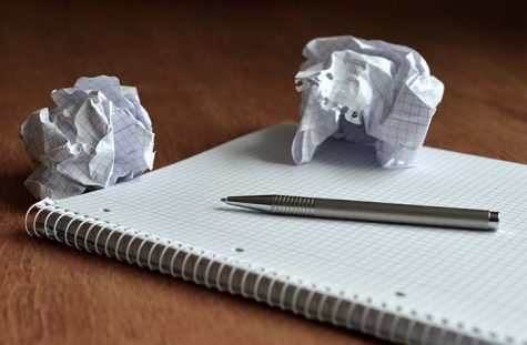 College applications can be stressful, but reporter Mia Pham gives tips on on making it through the school year.