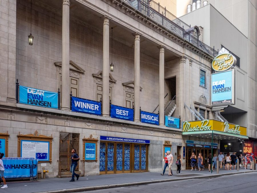 File:Music Box Theater - Dear Evan Hansen (48193412871).jpg by Ajay Suresh from New York, NY, USA is licensed under CC BY 2.0