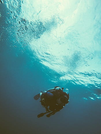 Underwater Fails to Make a Splash